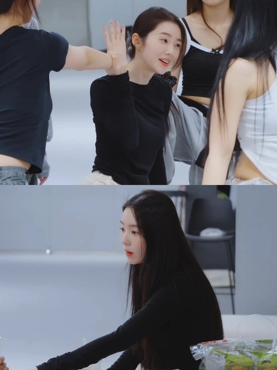 9TIMExD's tweet photo. 🐰👯‍♀️ https://t.co/8HwbR3QzvM