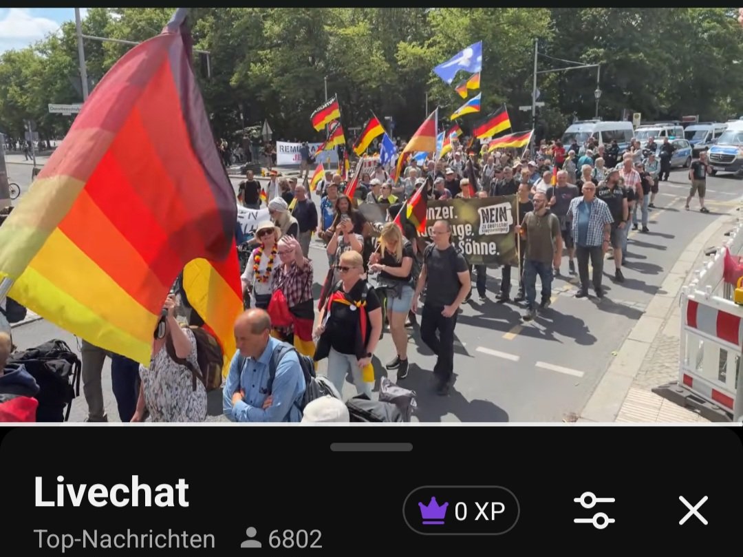 tim_aisunt's tweet photo. Projekt 1 Millionen. Der #stolzmonat ist dabei. https://t.co/mUWKJtV515