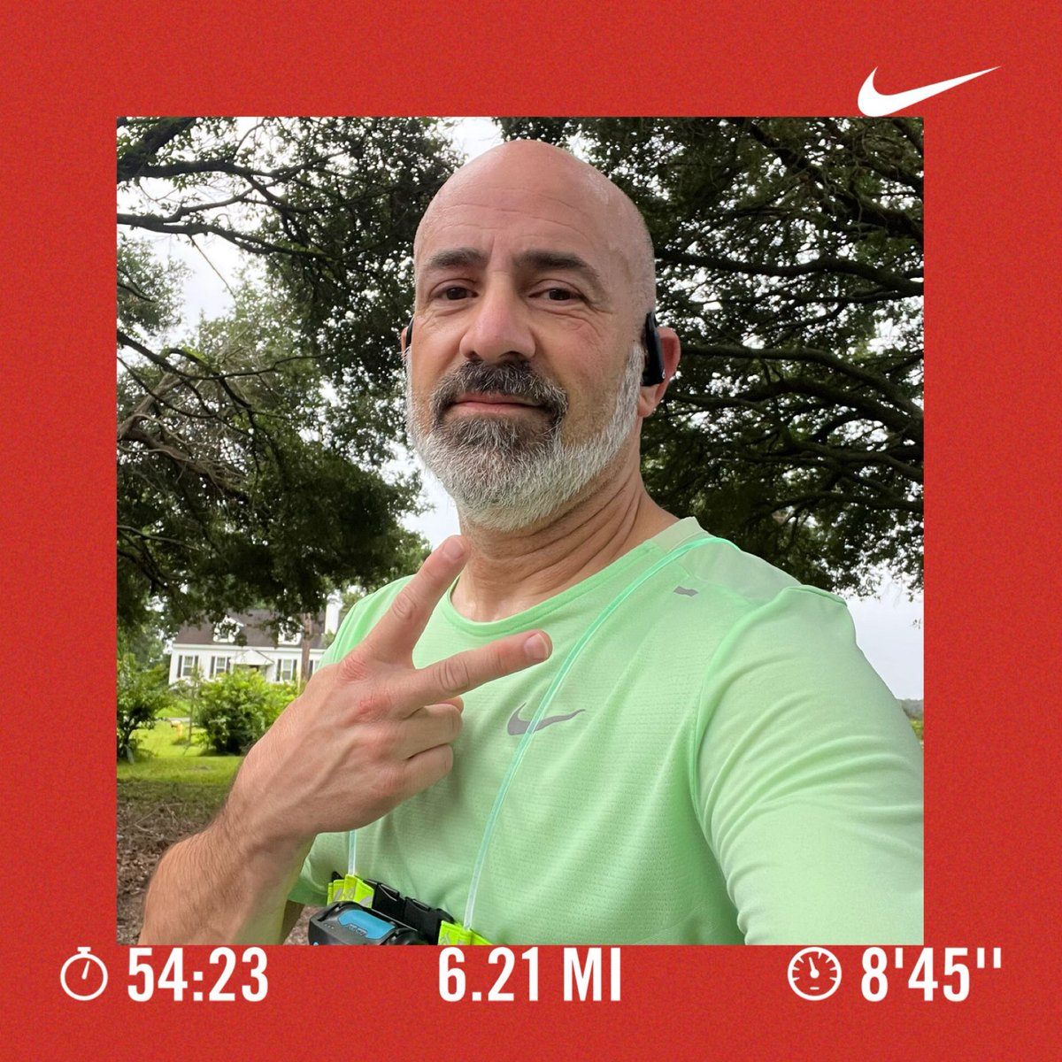 jeffthomas14's tweet photo. Training for the 2026 Berlin Marathon started today! Coach Bennett said, “Being alone doesn’t mean you are lonely, and being lonely doesn’t mean you are alone.” WOW! I’ll be thinking about that all day. I am THANKFUL that even though I was alone on this run, I was not lonely! https://t.co/nCYQbDhfQP