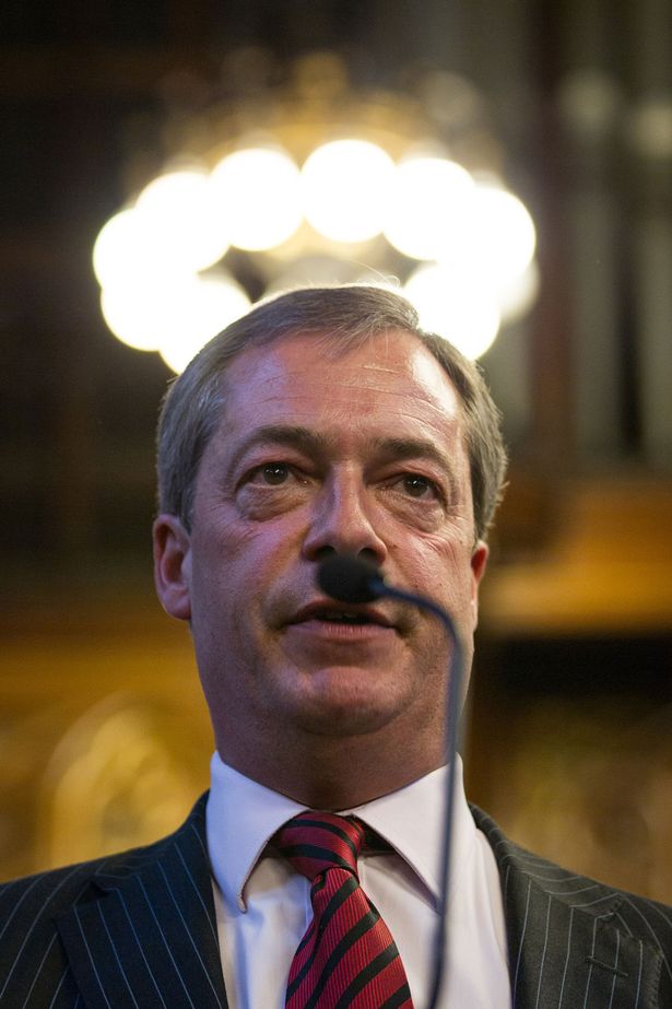 OperaSocialist's tweet photo. After popping up to incite a riot and disrespect the family of Henry Nowak, Farage has disappeared again.

When will we he address the issue of his £5m bribe? https://t.co/XYRvecoTGv