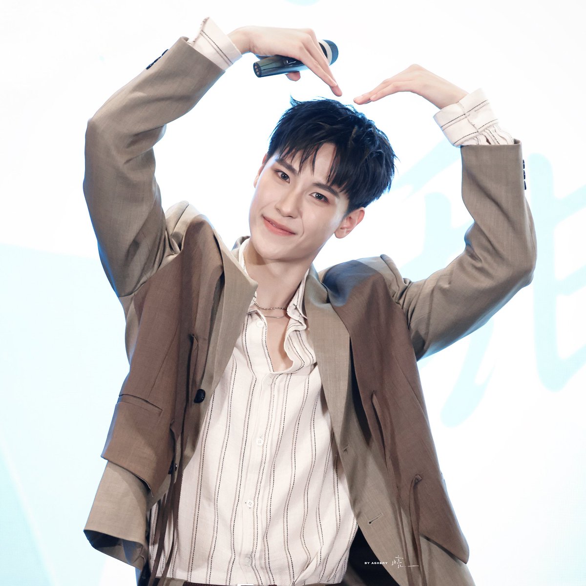 Ashery0611's tweet photo. 🤟🏻

#junniorrs @jnnrrs https://t.co/LPoCxe3kwc