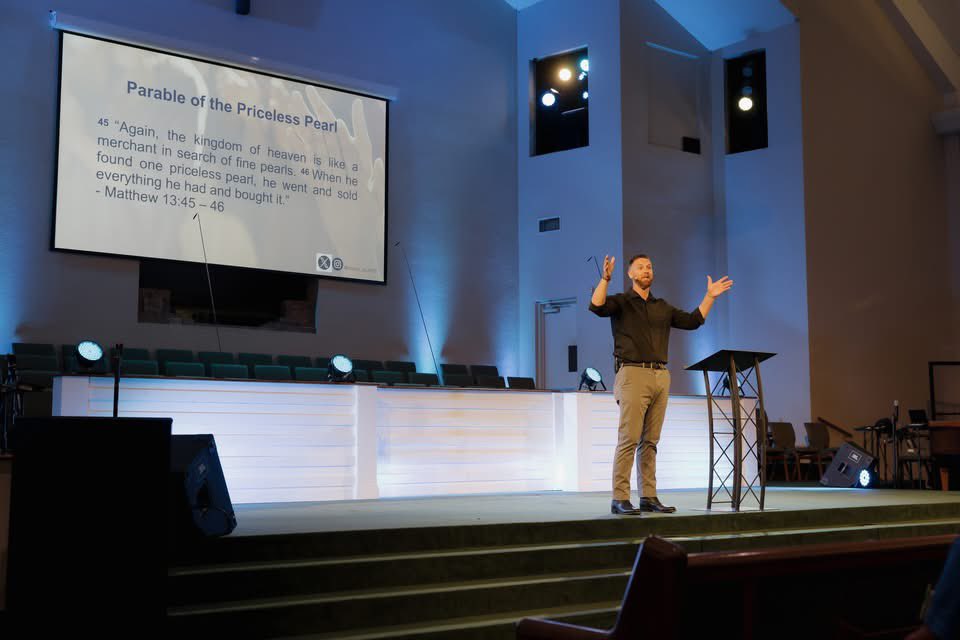 shane_pruitt78's tweet photo. What an amazing day yesterday at @FBCKissimmee preaching Harvest Sunday!

We saw 23 professions of faith for SALVATION in the first service and 19 in the second service.

To God be the glory! #sbc26 https://t.co/xP4xd3RnN2