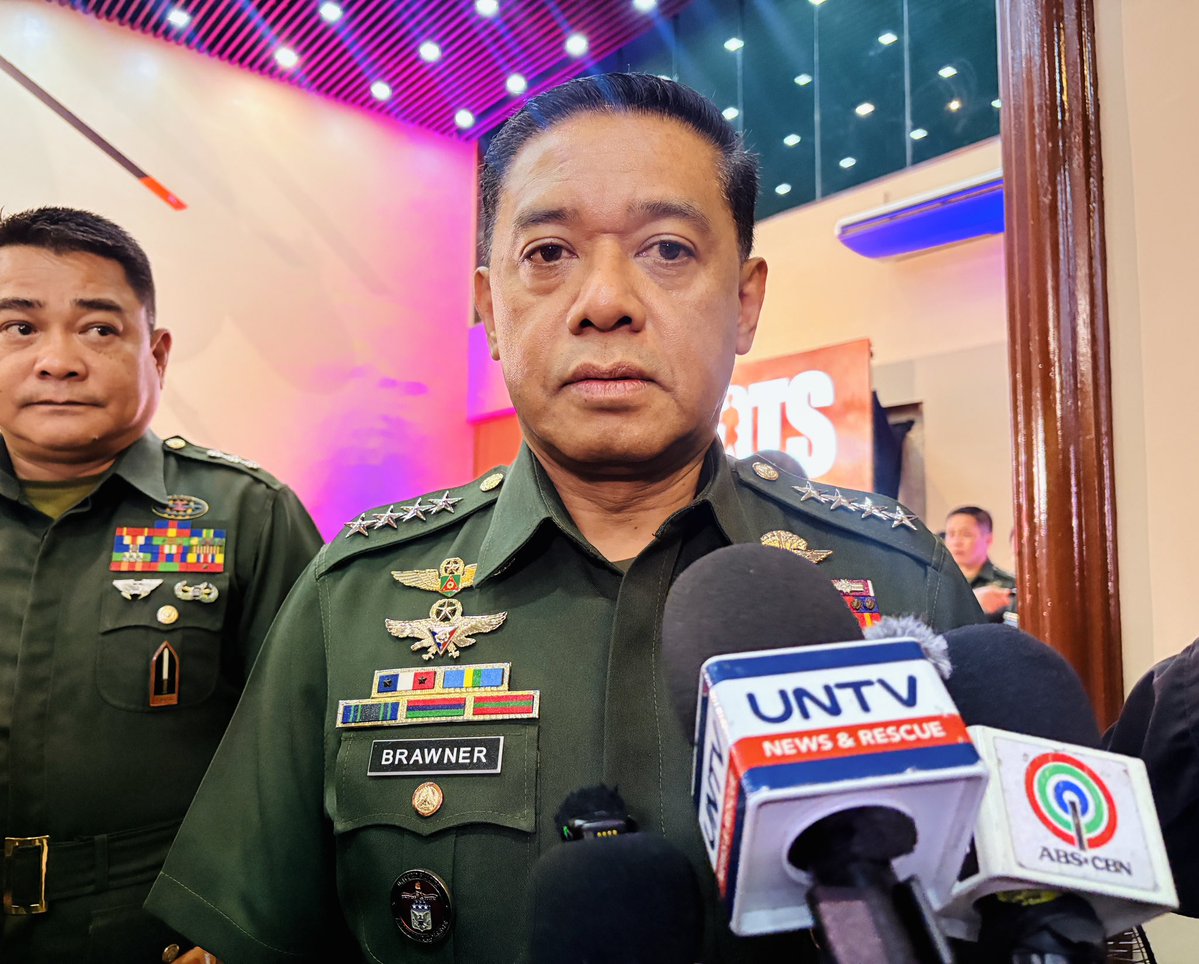 biancadava's tweet photo. JUST IN: Armed Forces of the Philippines chief General Romeo Brawner Jr. confirms that a moving structure was found in the lagoon of Bajo de Masinloc or Scarborough Shoal in the West Philippine Sea.

According to Brawner, the structure measured 6 meters by 6 meters and had six individuals on board. @ABSCBNNews