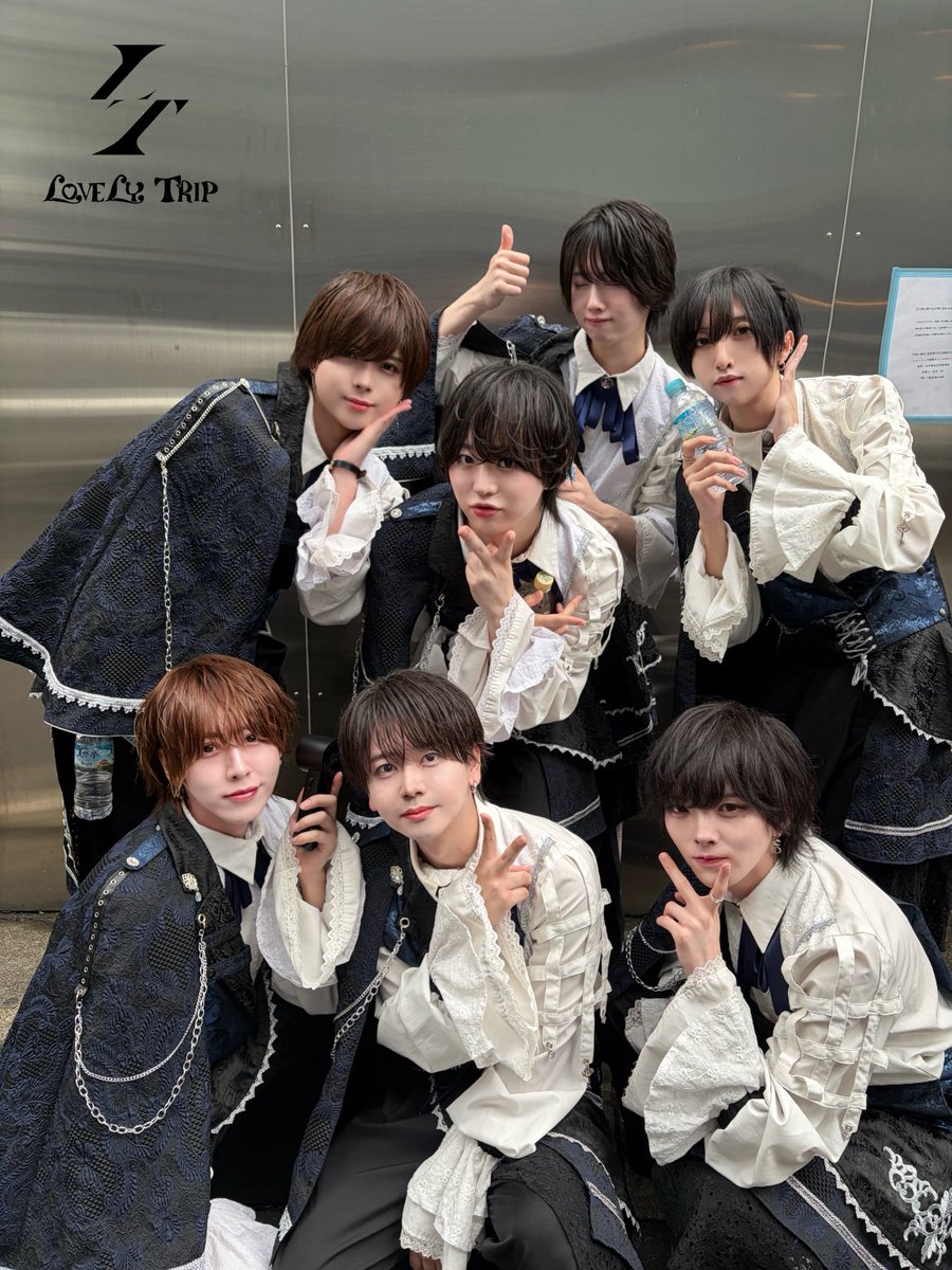 LT__info's tweet photo. ♡₊˚✈︎₊˚⋯⋯⋯⋯⋯⋯⋯⋯˚₊✈︎˚₊♡

✈️らぶとりLIVE御礼🗺️

本日はラブトリ対バン『Bullet×Bullet vol.12』
にお越しいただきありがとうございました🌍🤍

₊˚⋯⋯⋯⋯⋯⋯⋯⋯⋯⋯⋯⋯⋯⋯⋯⋯˚₊

次のライブは『Papillon🦋vol.98 』🎤🌟

6月9日(火) 横浜1000CLUB

【🎤LIVE】 : 19:05-19:25
【🗺️特典会】 : 20:30-22:30
動員特典 : 自撮り写メ

#ラブトリ

⌖┈┈┈┈┈  𝑯𝒂𝒗𝒆 𝒂 𝒏𝒊𝒄𝒆 𝒕𝒓𝒊𝒑  ┈┈┈┈┈⌖