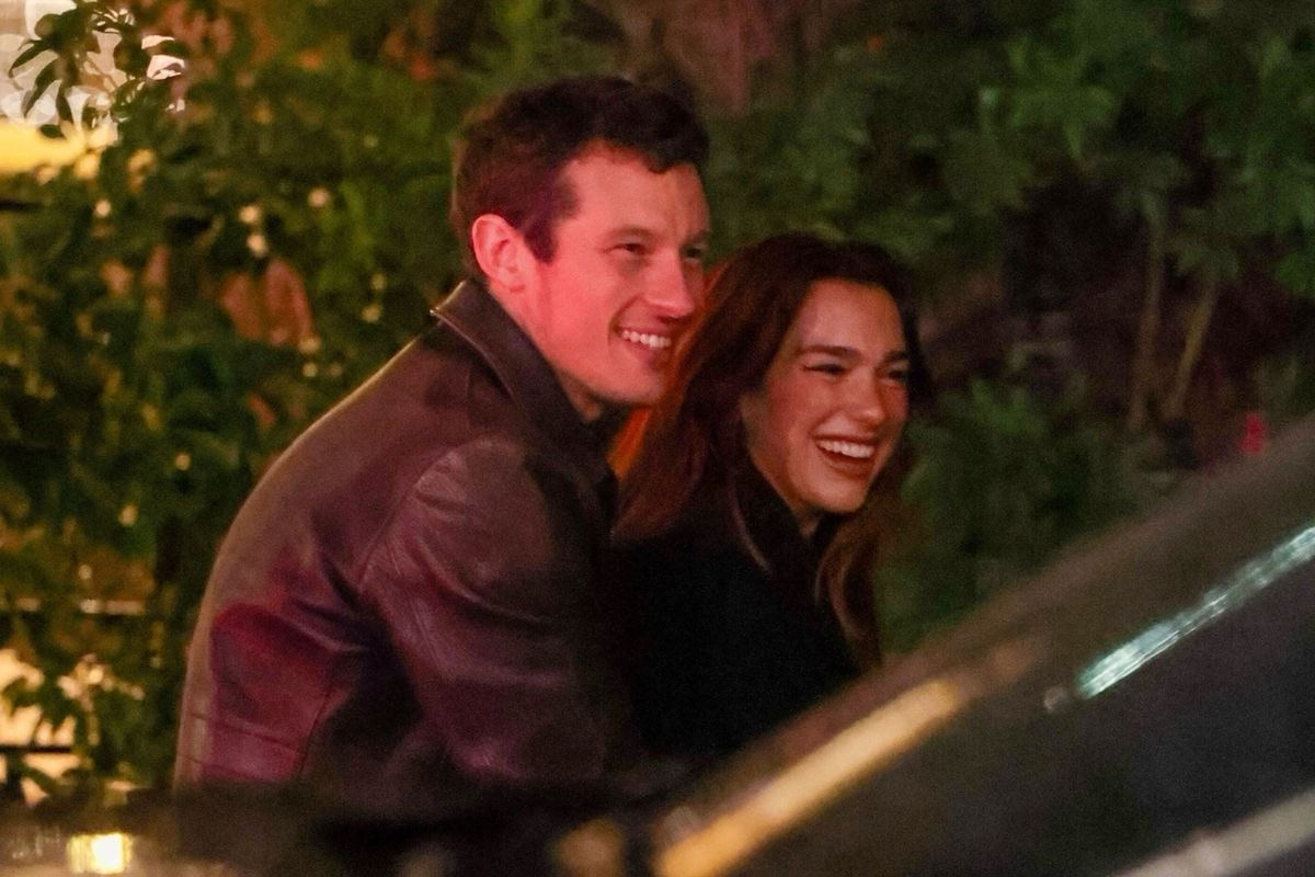 Diorgirlx's tweet photo. dua lipa and callum turner https://t.co/myAlID4WlK