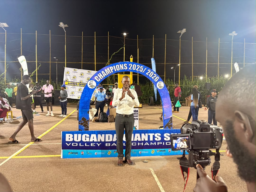 CRVAug's tweet photo. Our Special Guest_ Ord. Ntaborwa Emmanuel, President _ Deaf Volleyball Association of Uganda delivering his speech. #BugandaGiantsShieldVolleyballChampionshipFinal26
@UNADeaf @nssfug @Airtel_Ug @Ugvolley @Stabex_Ug @StarTimesUganda @STAHIZA_School @BugandaKingdom_ @USPAmedia https://t.co/FYKERl4OV3