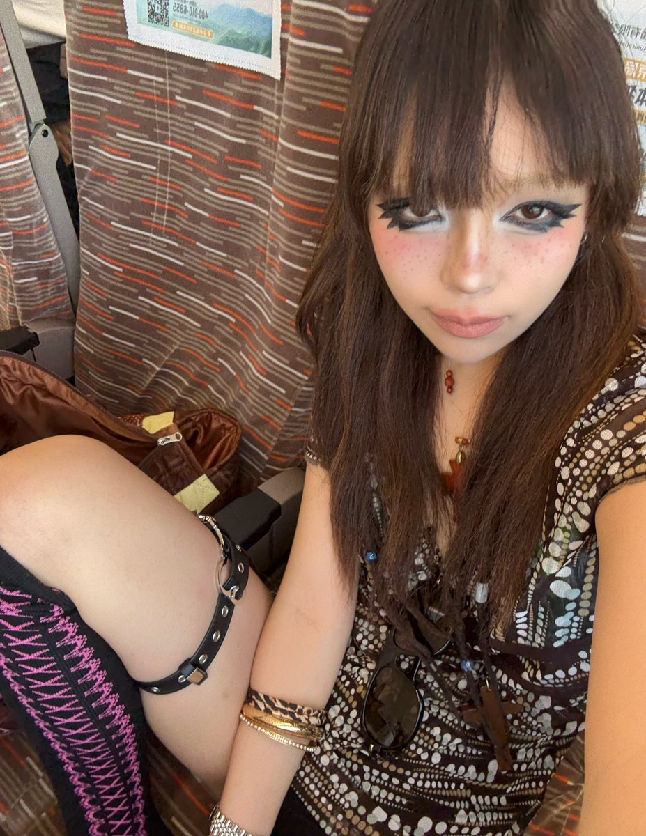 NNTUTU3's tweet photo. 微信登不上啦，���也不想上了55555 https://t.co/I02ImPsFrr