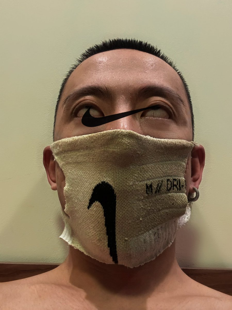 ypgt0315's tweet photo. 结束一天的工作就该白眼翻上天 #无脑 #傻逼 #goon #恶堕 #原味 https://t.co/rO8fkwfWQv