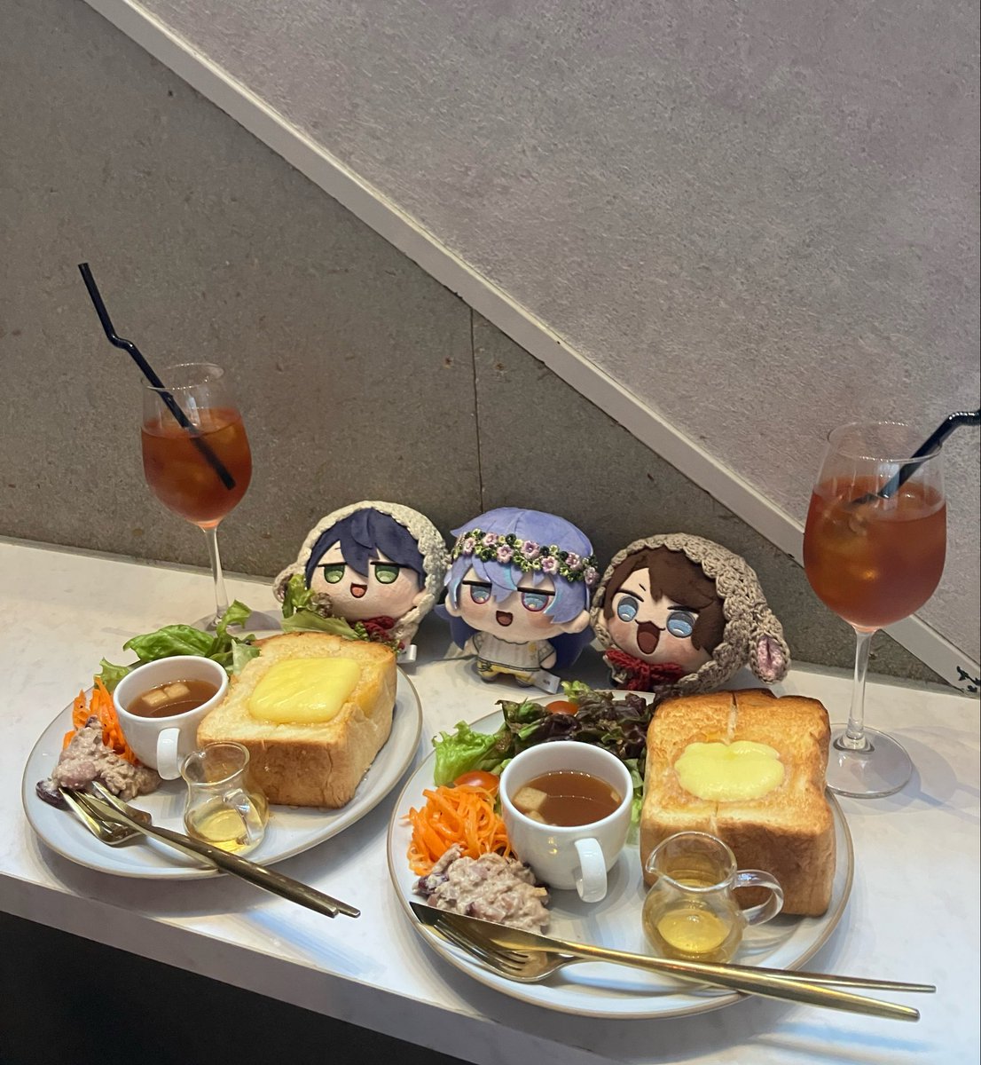kirakirapi_37's tweet photo. よるよる(@ciel__lien )とお出かけしてきた🫶
ざんねんないきもの展に気になってたカフェにガチャガチャハシゴ旅にカラオケと贅沢フルコースしてきたのだがまじでずっとおしゃべりしててひたすらに楽しかったよ🤤✋ https://t.co/vsHqO9TWiH