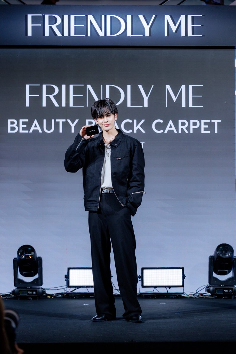 Newsideupdate's tweet photo. FRIENDLY ME จัดงาน BEAUTY BLACK CARPET EVENT ดึง "ซี-แซนต้า-เซิร์ฟ-จาว่า" ร่วมทำกิจกรรม

อ่านเพิ่มเติม : https://t.co/TwjpXS9a1M

#FriendlyMeBeautyxSEA #FriendlyMeBeautyxSanta #FriendlyMeBeautyxSurfJava #FriendlyMe #FriendlyMeBeauty #NewsideUpdate https://t.co/uxs9JdhZf5