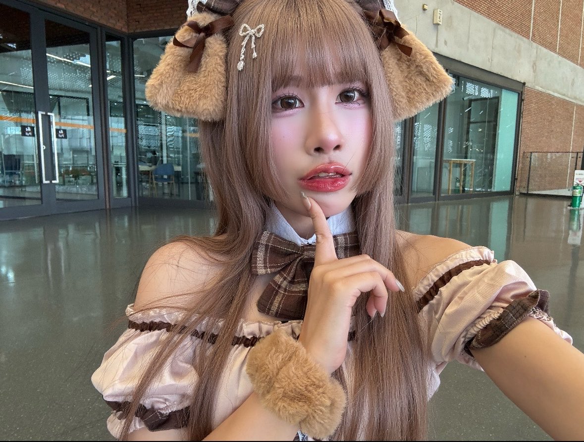 Nisa_miraimirai's tweet photo. อยากทำสีผมเลยไปเอาเข้าแอพมาก55555
เปนไง

ผมสีแล้วอยากดำ ผมดำแล้วอยากทำสี
ตอนนี้ทำสีอาจจะยังก่อน 
อาจจะต้องหาวิธีทำให้ผมหนาก่อน 
ห้าห้าห้า https://t.co/zIqO7TarBZ