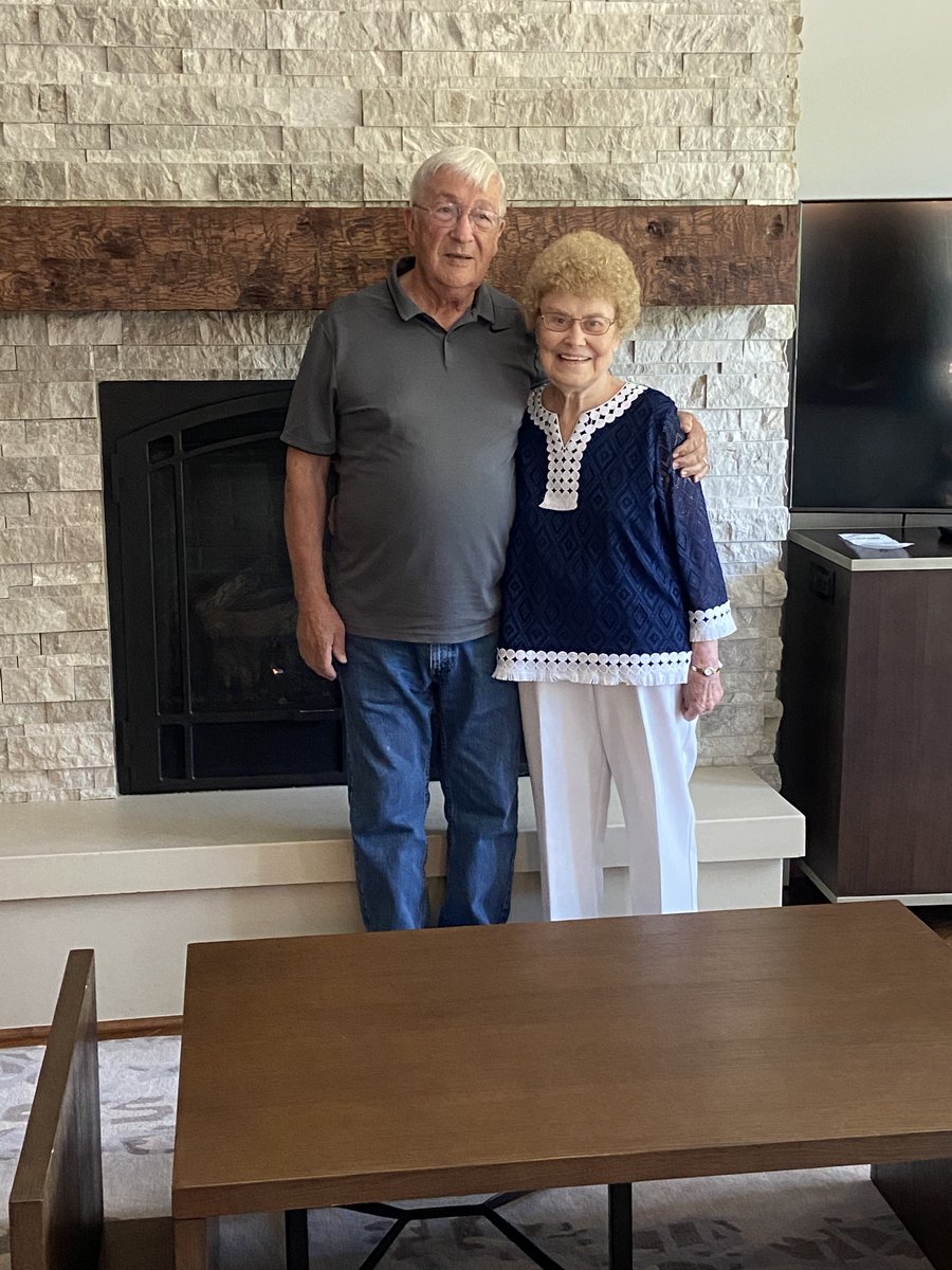 gbelcher1's tweet photo. Thank you for all your love and support you share with our family each day! 
HAPPY BIRTHDAY! LOVE YOU MOM! https://t.co/tz8myFAcig