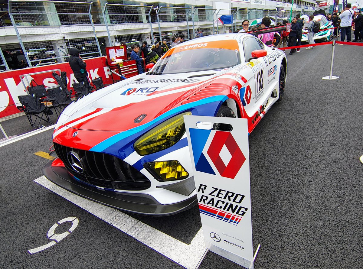 FE_nanamaru's tweet photo. 頂いたパスでたっぷりS耐を楽しむことができました🏁
本当にありがとうございますm(__)m
そして無事完走お疲れ様でした🏎
#RZeroRacing #182号車 #S耐 #24h #FSW
#富士24時間 #スーパー耐久 #SuperTaikyu #Fuji24h https://t.co/Rzyl8Q6Bed