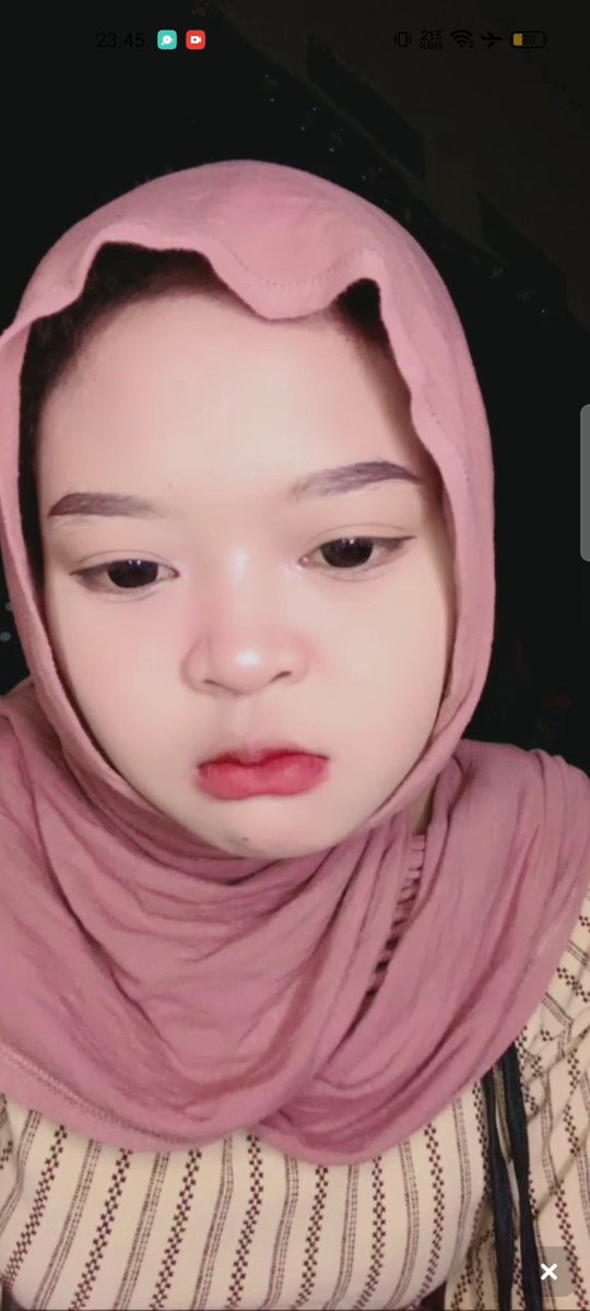asupanlivepanas's tweet photo. Ratna pesek yang lain tembem 

https://t.co/4wpnti6Fiz https://t.co/4s3Z3I2t9V