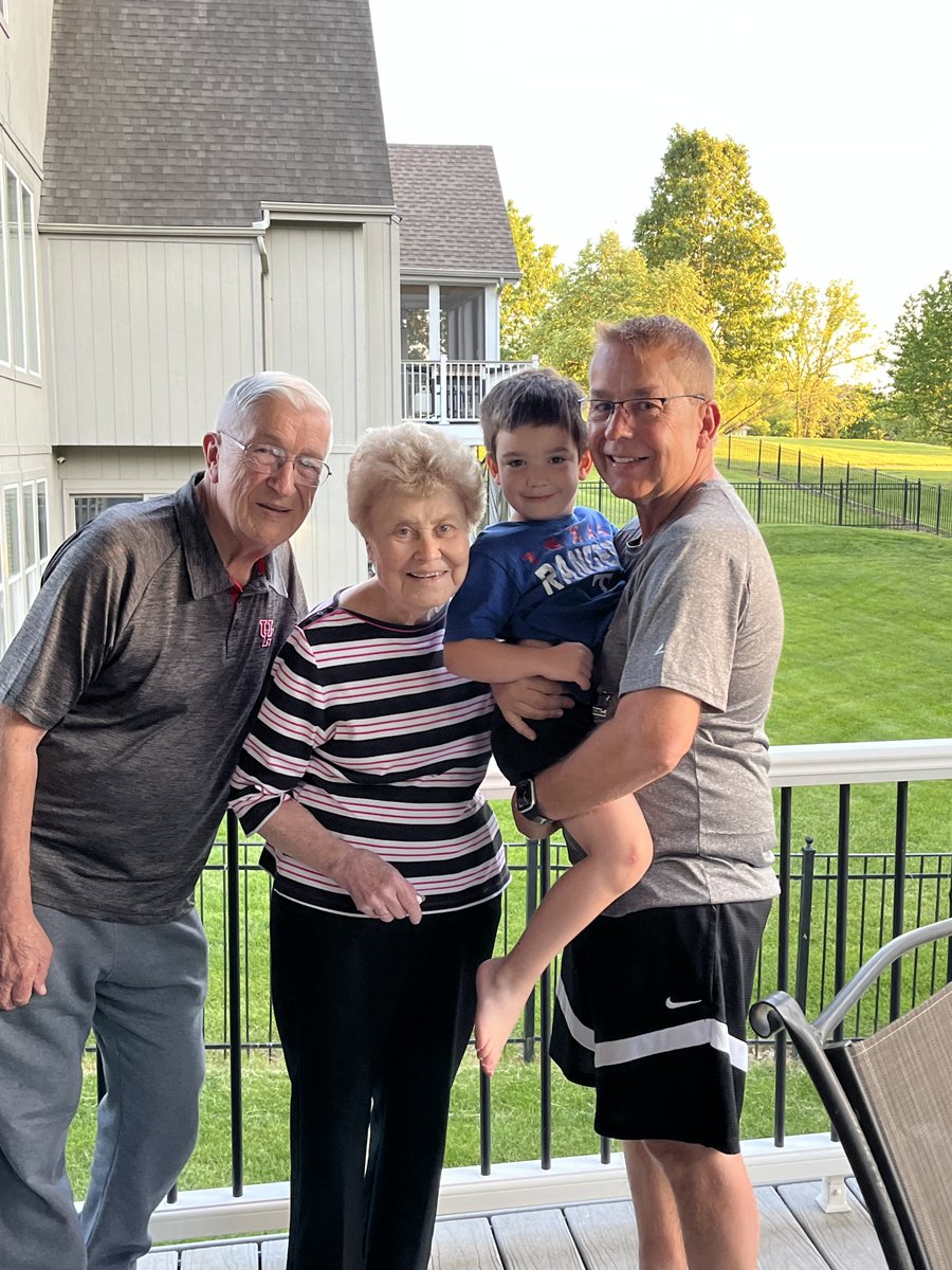gbelcher1's tweet photo. Thank you for all your love and support you share with our family each day! 
HAPPY BIRTHDAY! LOVE YOU MOM! https://t.co/tz8myFAcig