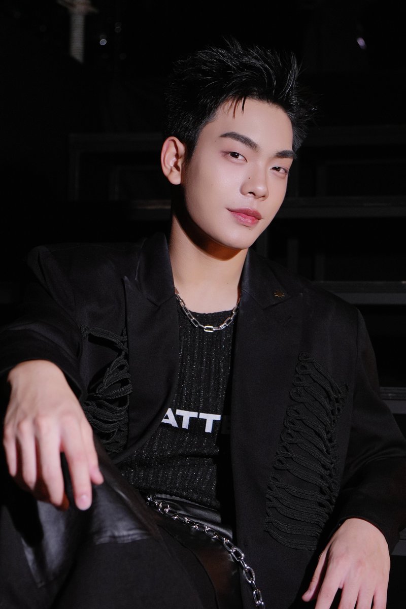 iz_theofficial's tweet photo. 🎮 iZ x GOTCHAPOP 4 CONCERT 🎰

#GOTCHAPOP4 #iZ 
#Marcthhhh #Ethankahn https://t.co/596qAIgRtE