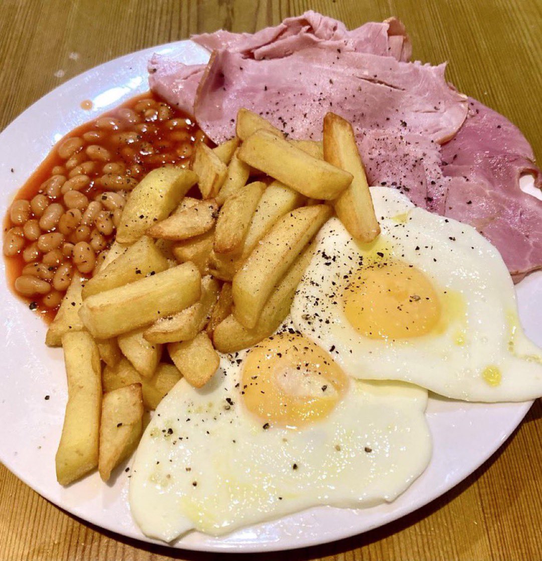 No Context Brits tweet media