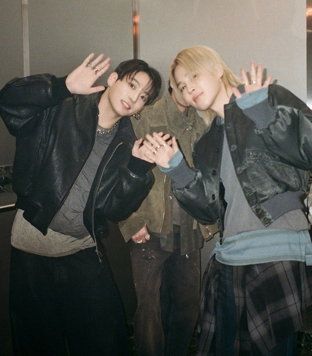 95sFACE's tweet photo. 😭😭😭😭😭 https://t.co/xGQr6J95Kd