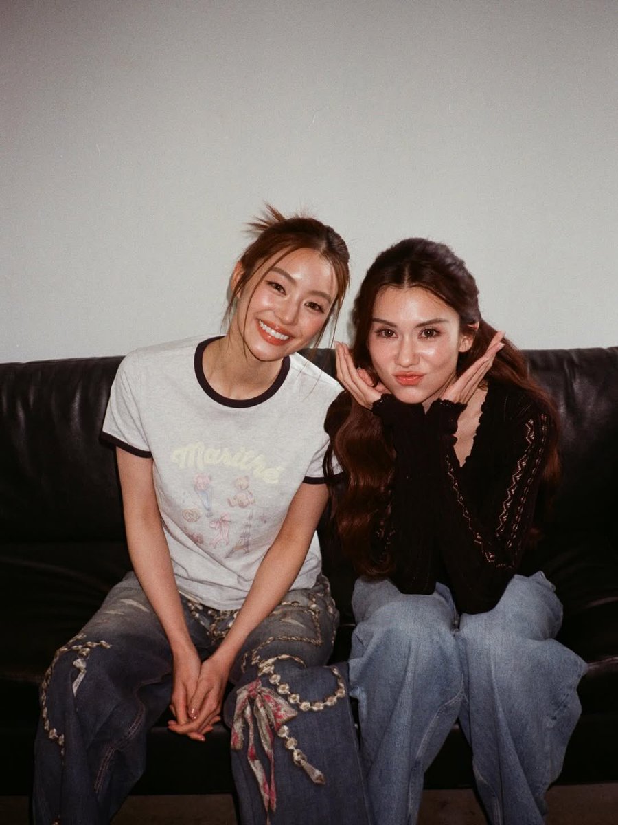 mlformiulena's tweet photo. miulena winning in real life 

#ลีน่าหมิว #LenaMiu https://t.co/PqlMaqYhIf