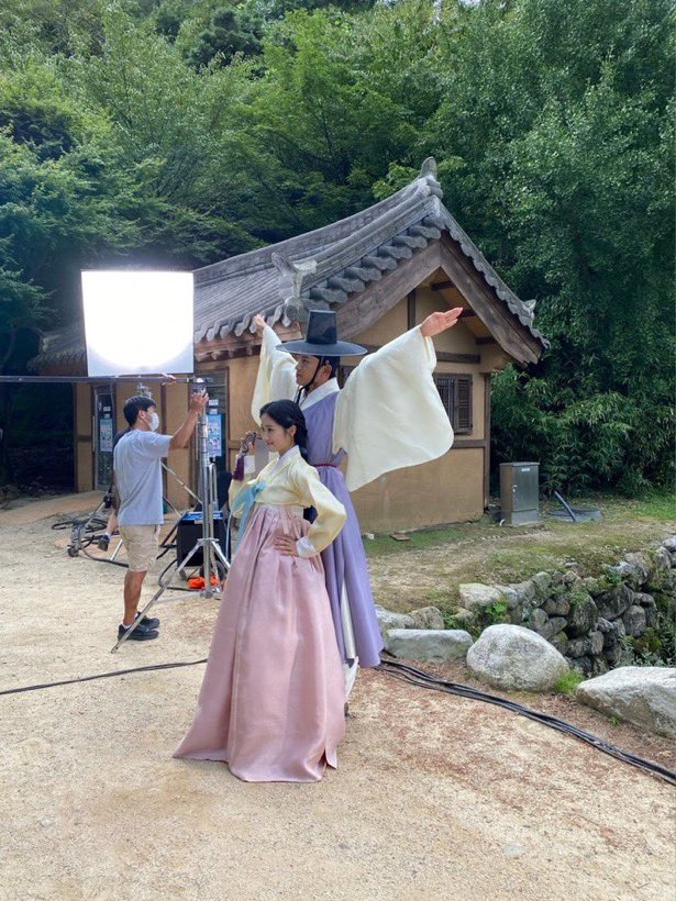 11012000__'s tweet photo. 🩷💜
#kimhyeyoon #oktaecyeon #secretroyalinspectorjoy #김혜윤 https://t.co/G1uvDAs42P