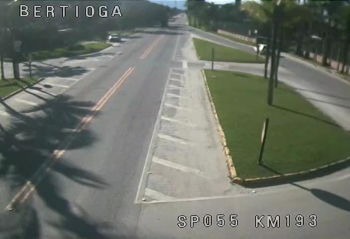 _dersp's tweet photo. SP 055 Rio-Santos:
Trecho: Bertioga / São Sebastião:

Km 193 – Boracéia
Tráfego normal nos dois sentidos
Tempo bom e boa visibilidade https://t.co/p0sPN6lcrh
