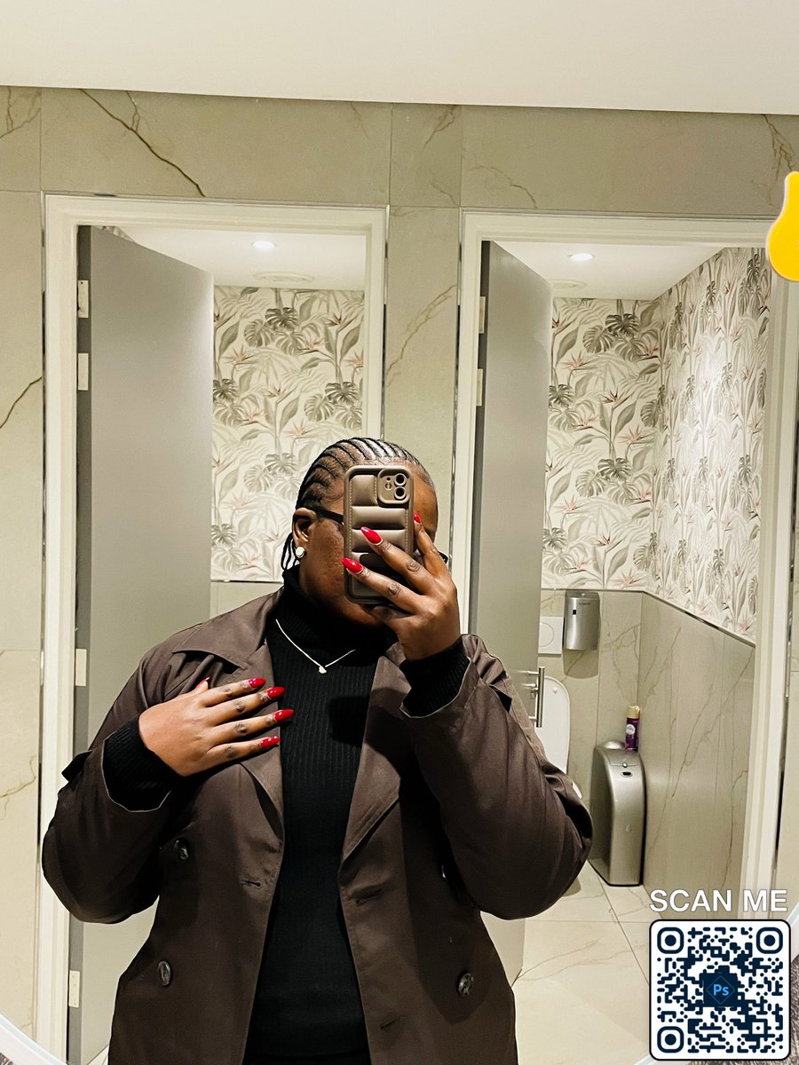 _NombuleloM's tweet photo. Dressed By PnP Clothing 🤎🖤
Trench Coat + Poloneck. Obsessed https://t.co/fyE4aHoTGF
