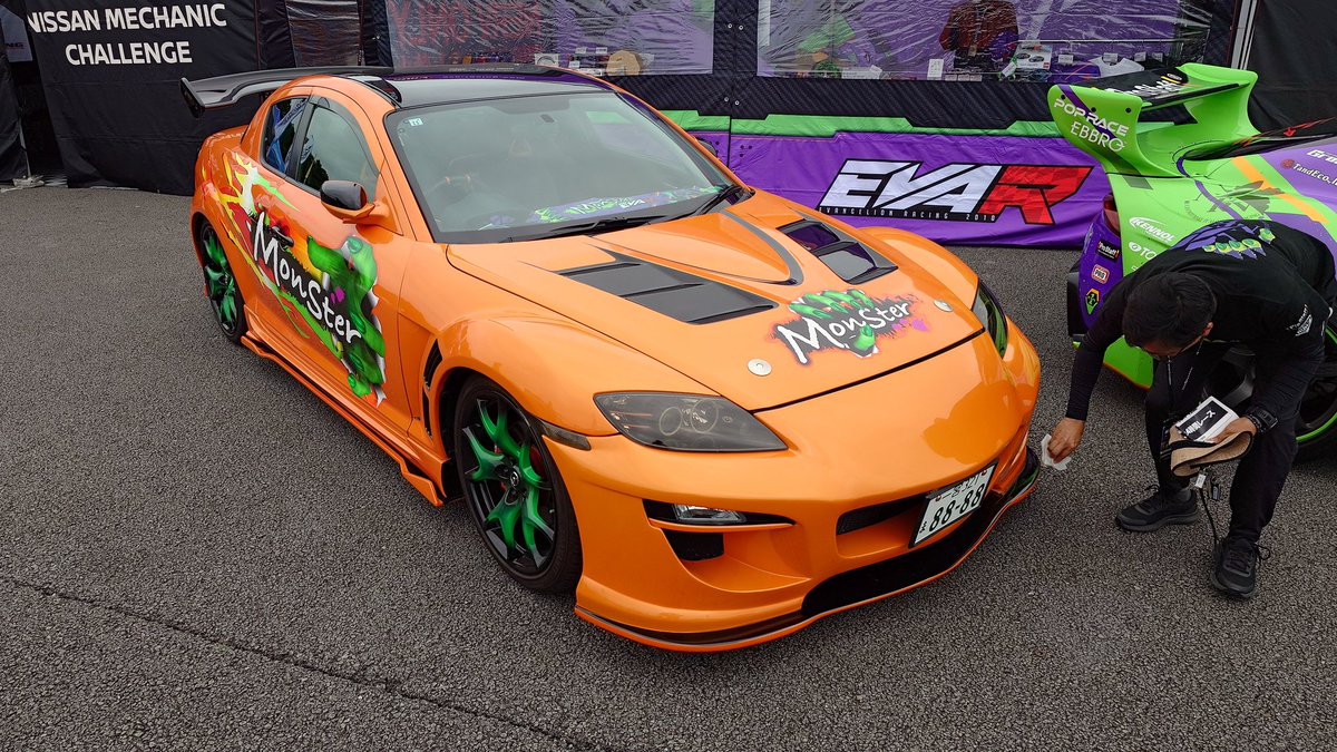 merida_rx8's tweet photo. まさかRX-8が富士24時間にやってきたとは嬉しかったです。 https://t.co/HscLQ3AkRi