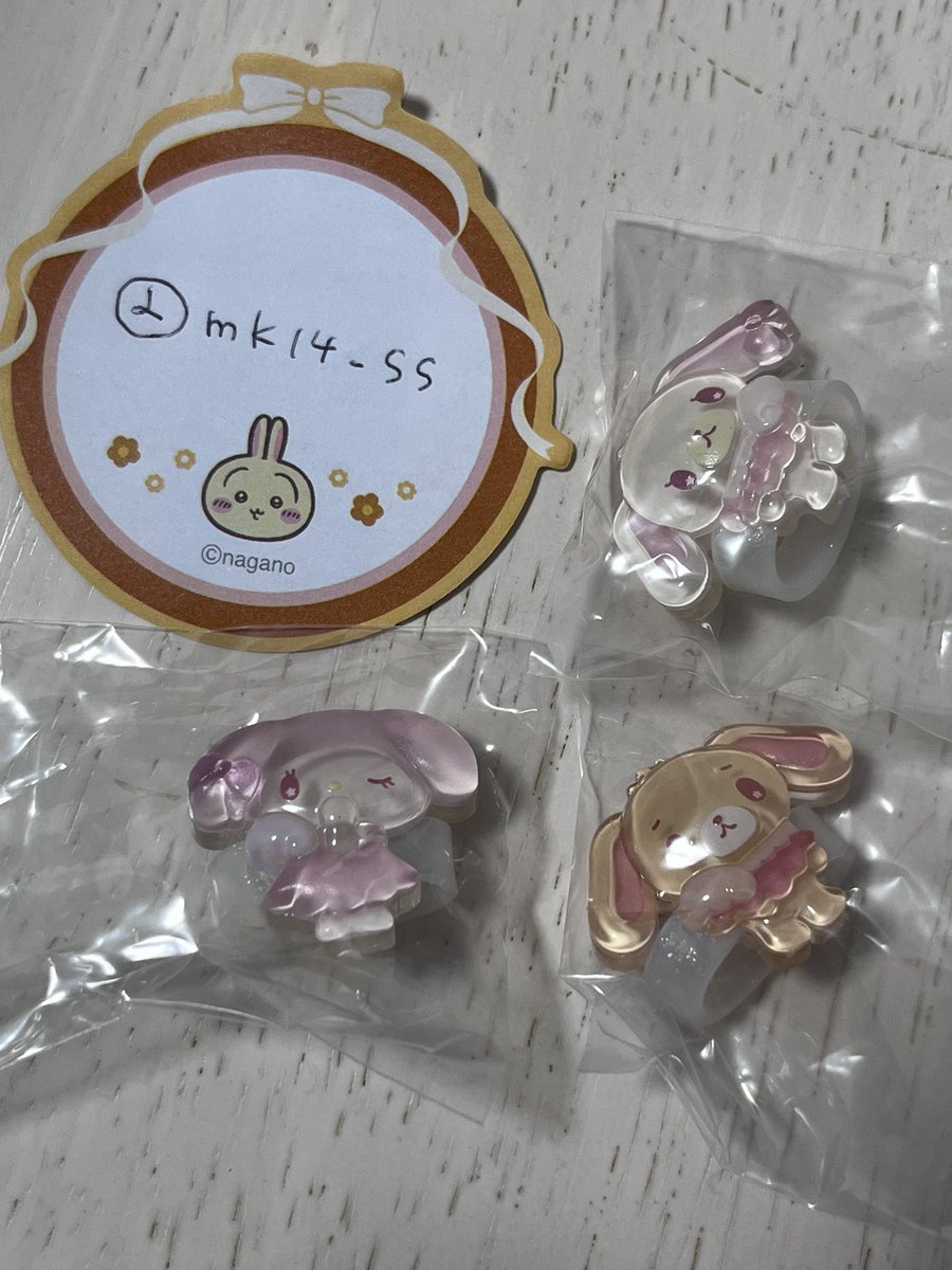 mk14_ss's tweet photo. サンリオ ジェリーデコバンド クリスタル めじるしアクセサリー メゾピアノ 長靴 交換して下さる方探しております

【譲】くろうさ しろうさ マイメロ マカロン      
　　クロミ

【求】キティ ベリエ (リプ欄に添付)

郵送希望
お気軽にお声掛けください https://t.co/GLPszZvyPw