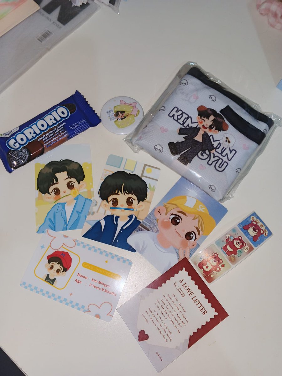 pocarimigu's tweet photo. Alhamdulillah setelah drama stuck dari tgl 1 akhirnya sampe.. aaa gemes 🥰🥰🥰 thanks ya kak @chuachuahae_ https://t.co/IyGsdtTwVs
