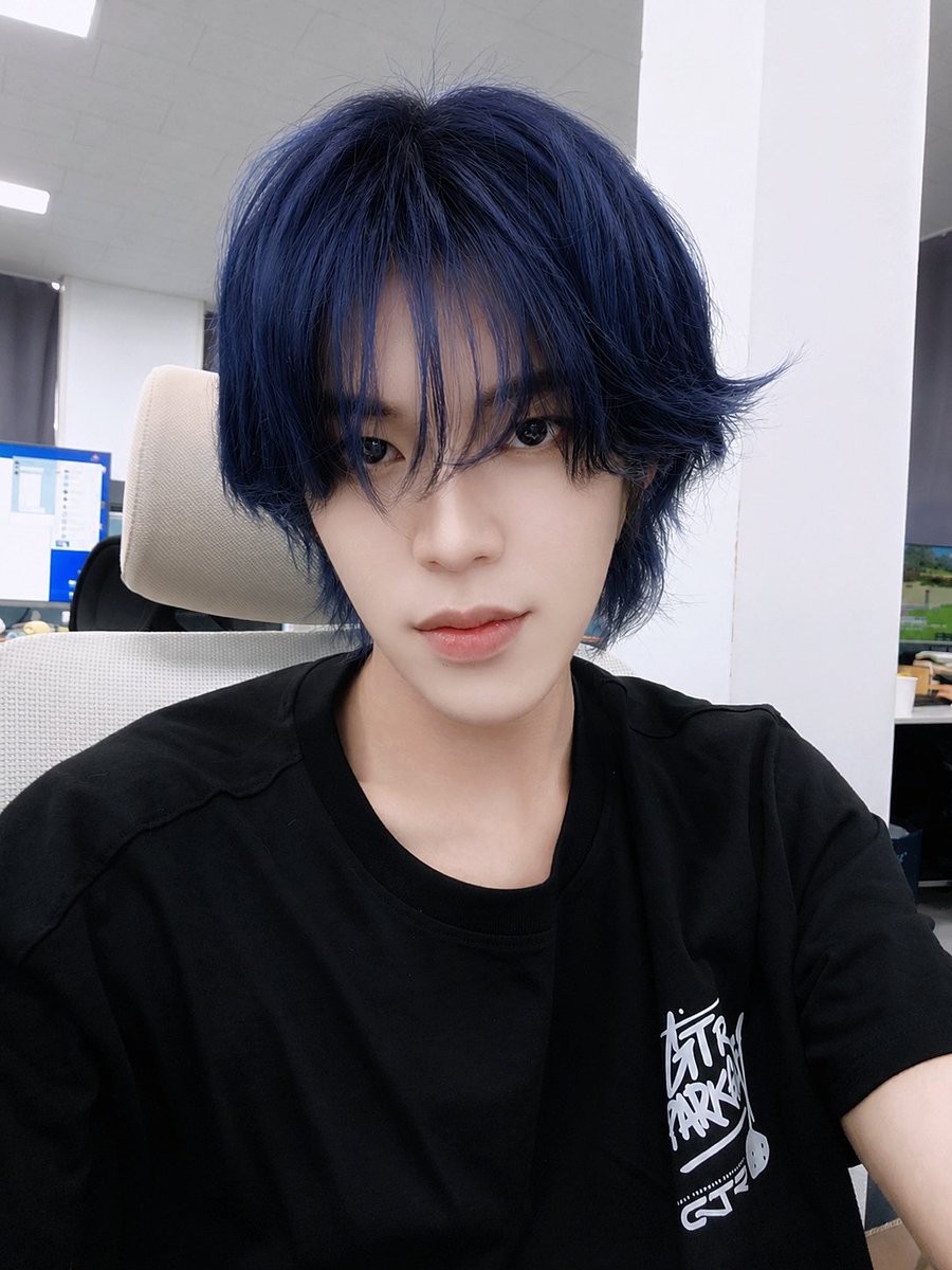 PinkBlur999's tweet photo. 아야토?🔪🫐 https://t.co/8bipMEOjh7