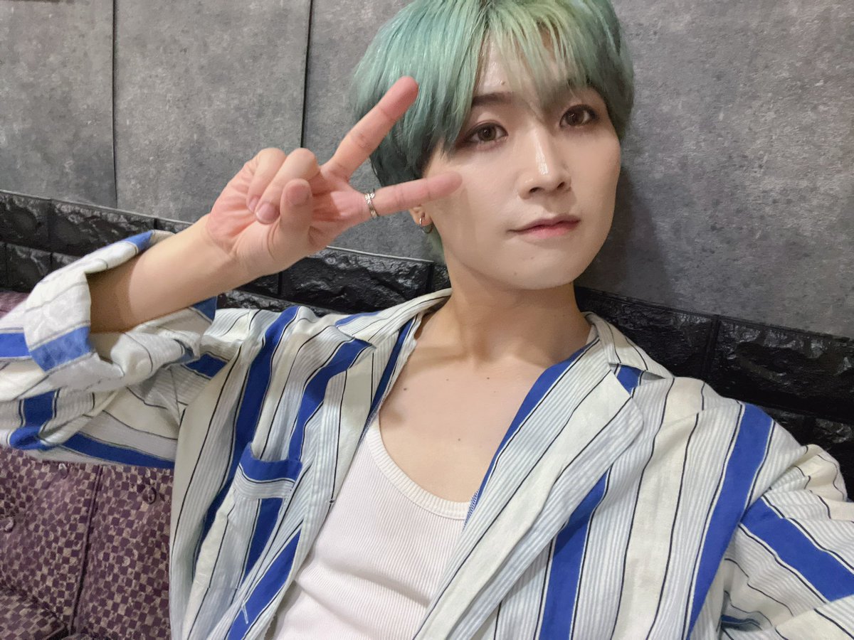 kento_ToPDoG's tweet photo. 今日もお疲れ様ー！

YUTOの配信に少しお邪魔してやっとあることとしてきた！

お楽しみにい！ https://t.co/LQyGF6XAsU