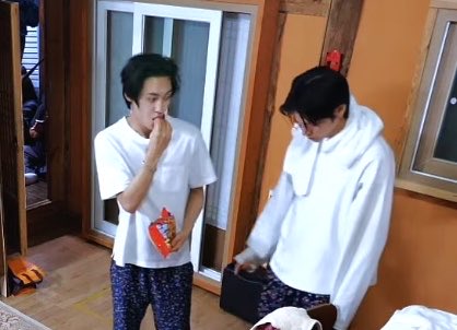 madgurlclub's tweet photo. เหมือนไอนั่นมากอะ สามีพันระยา https://t.co/atQYvagm6f