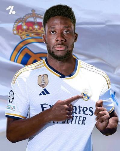 MediaBayernFR's tweet photo. 😭😭😭 L’équipe du Real 2026/2027 s’annonce HISTORIQUE https://t.co/4kU8O8g73h