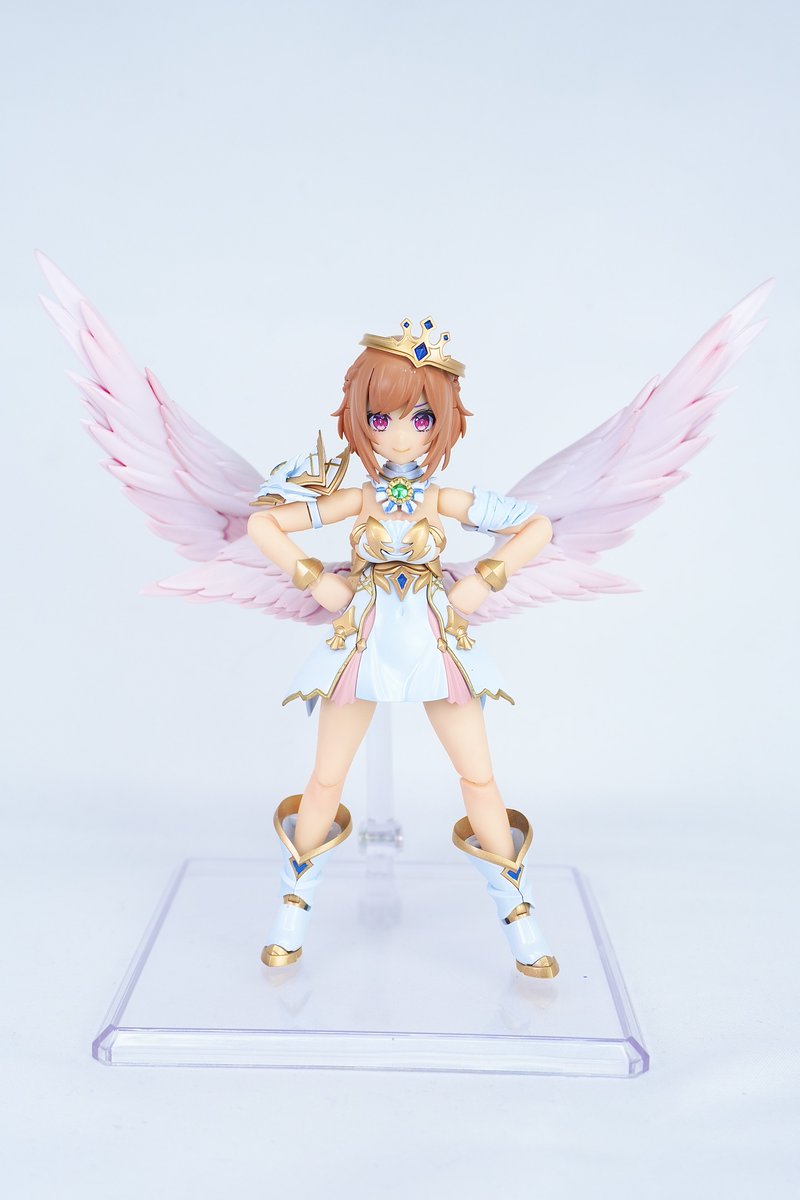 cafe_cafe_build's tweet photo. ルミティア(幼少期) 完成！

ちっちゃいルミティアの呼び名ってなにがいいですかね？
ルミィとかミアとか⁇

ギィの体にルミティアの髪パーツという簡単工作です♪
他の子でもいけるぞ！

#アルカナディア　#コトブキヤ

1/3 https://t.co/8REYnJY8e7