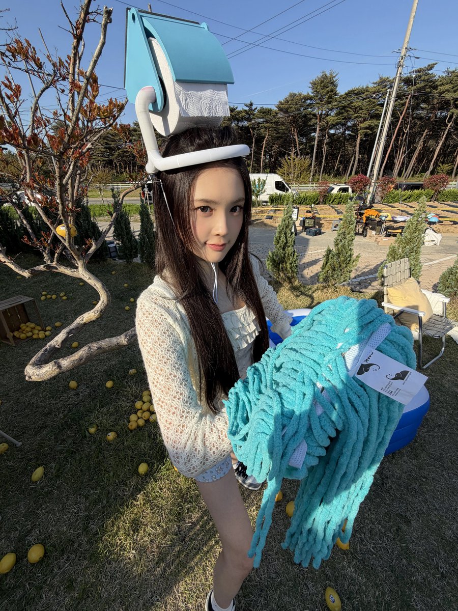 a-na pics tweet media