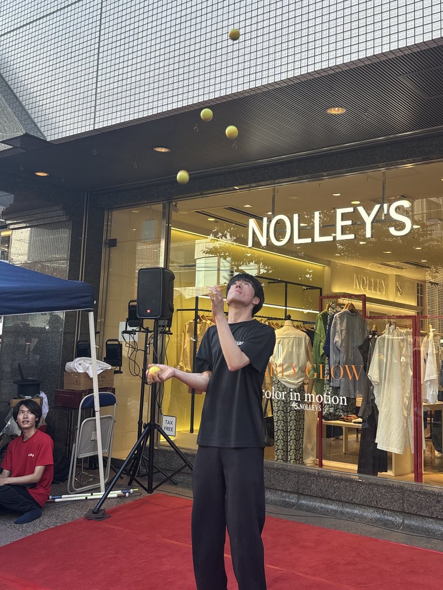 TeamLampJug's tweet photo. 5/30
自由が丘春のマリクレールにて、パフォーマンス依頼を遂行してきました！

当日はたくさんの拍手をありがとうございました☘️

また機会があればよろしくお願いします！ https://t.co/5iCztWjLsE