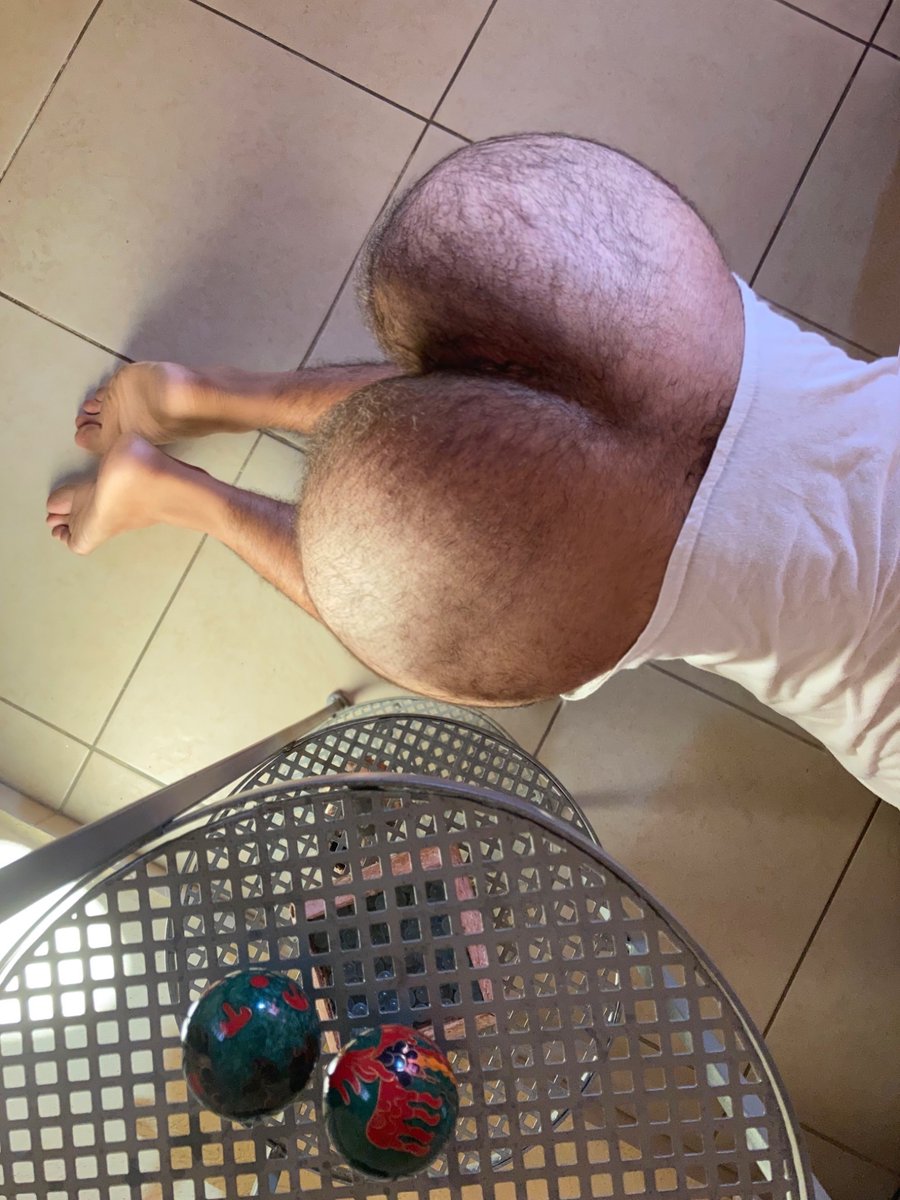 Nleon_peludo's tweet photo. Se me cayó mi lente de contacto. Me ayudas a encontrarlo? 😋 https://t.co/7e6b3fi68E
