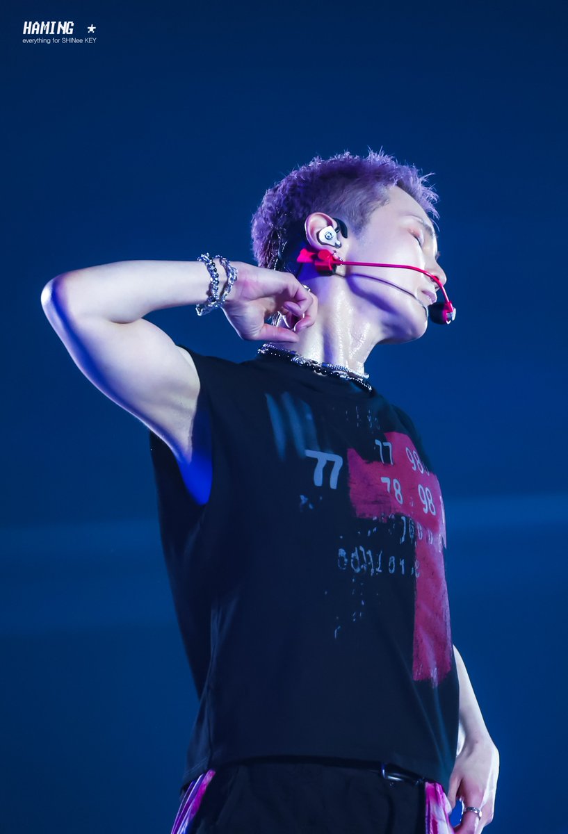 shiningkey_S2's tweet photo. 260529-31 SW8 인버트서콘

🥵🥵

#사이니 #SHINee
#키 #기범 #KEY #キー https://t.co/ObTZPtsDNm