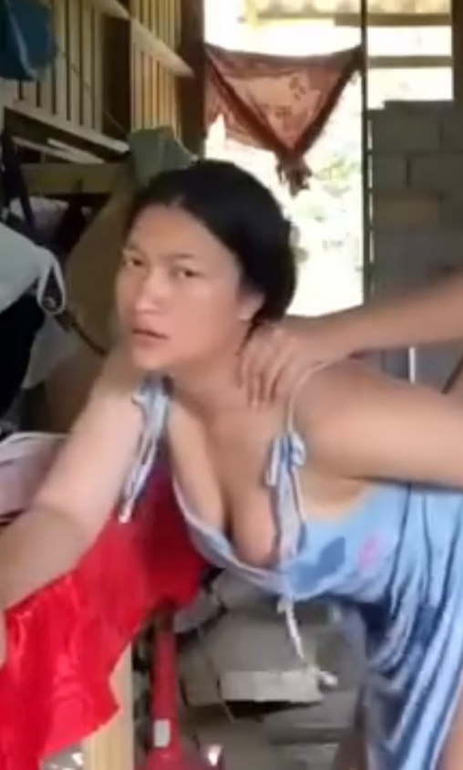 gloasm's tweet photo. ASUPAN LOKAL INDO

1. Ibu Tiri vs Anak Tiri Dilahan Sawit
https://t.co/1c00eKmyzo

2. Murid dan Guru Bahasa Inggris
https://t.co/xiZBXBLGty

3. Tukang Cilok Viral
https://t.co/xRyZ6B61U9

4. Cut Salwa
https://t.co/Rlig8tuT2P
VCS https://t.co/Rfi0y5ggLL