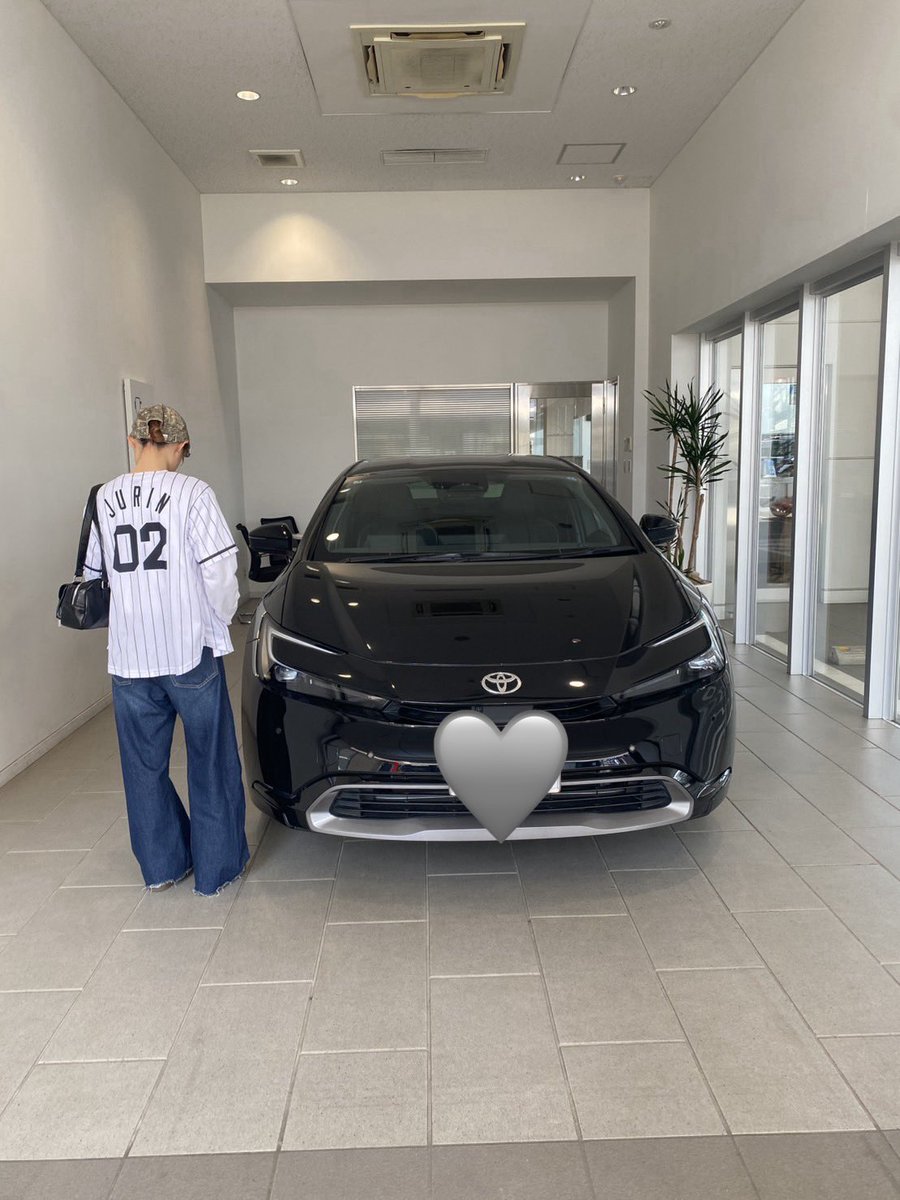 3131_mii's tweet photo. 車買い替えちゃった！！
1番に乗せたのはじゅりんちゃん👽💖 https://t.co/ELDrVA8Ydp