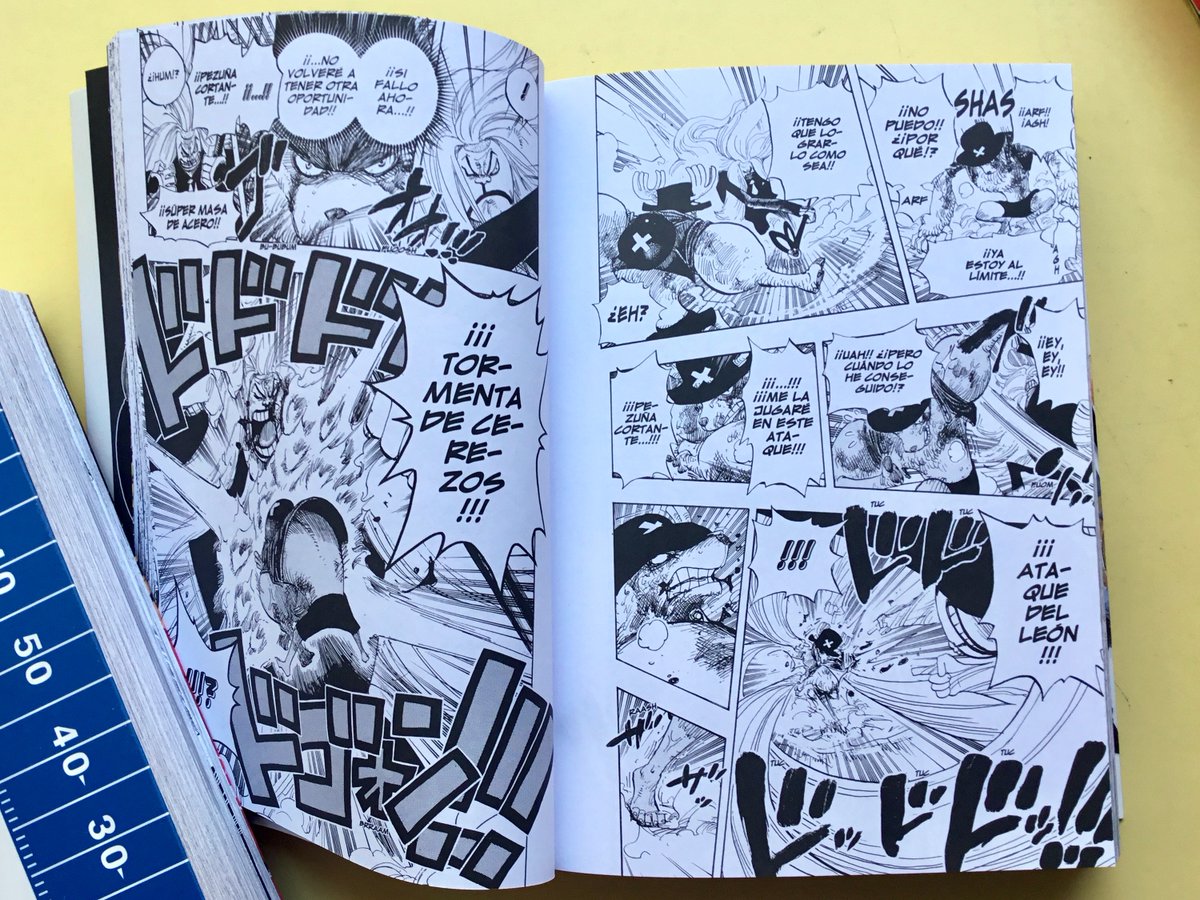 Mugiwara_23's tweet photo. Pregunta para @PlanetadComic tras leer el Tomo 14 de la edición 3 en 1 de “One Piece” este fin de semana. ¿Por qué en la mitad del Tomo se dejan de poner los nombres de los ataques en japonés como se había hecho en esta edición hasta ahora? https://t.co/H6mlDgkq1g