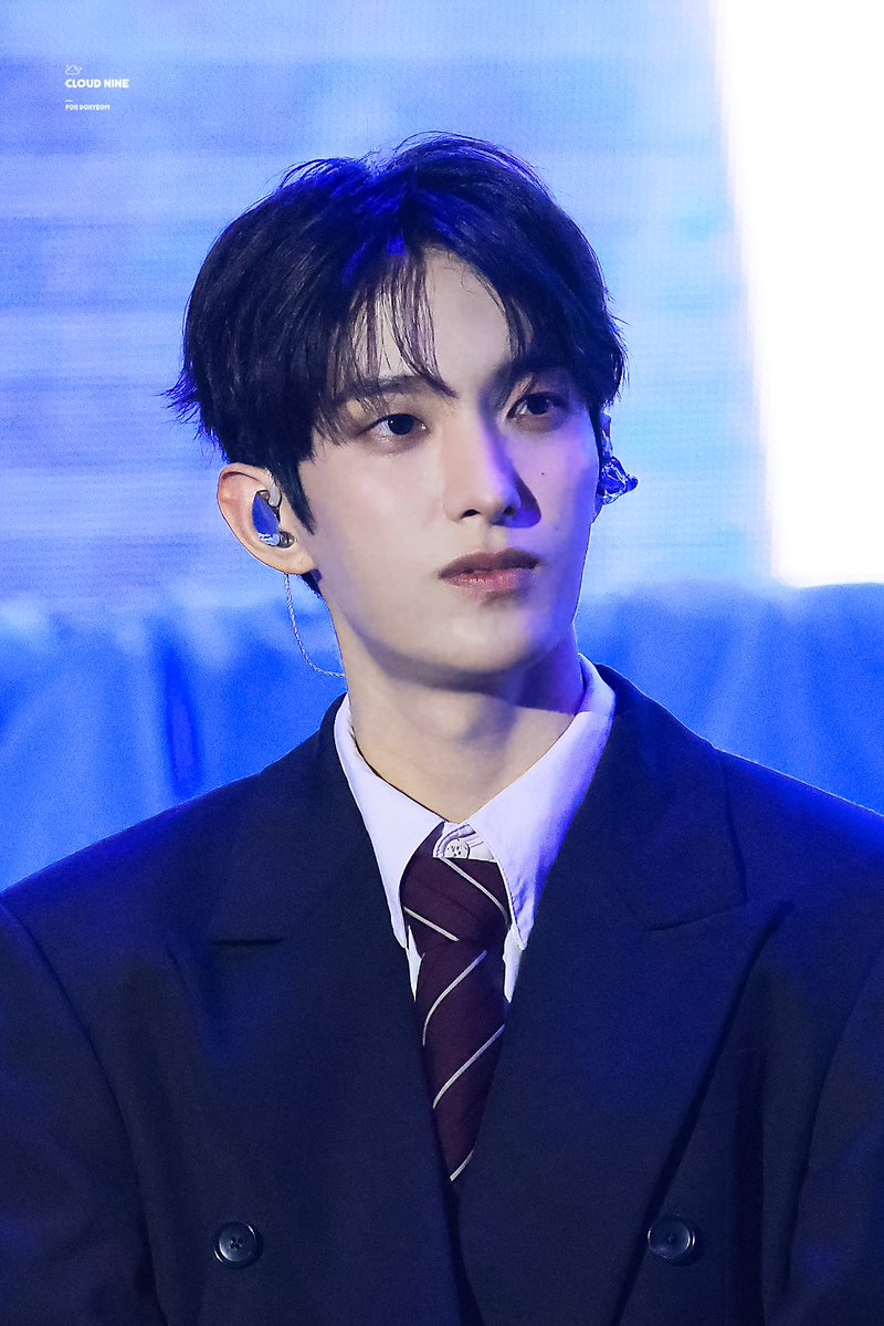 cloudninedk's tweet photo. 260530 DxS [소야곡] ON STAGE - DAEGU

#세븐틴 #SEVENTEEN #도겸 #DK #DOKYEOM #이석민 #도아해 https://t.co/t0OP7Mb3RV