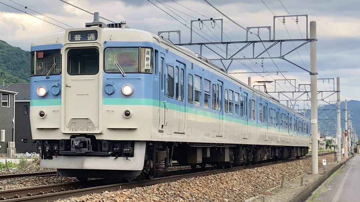 saw20082008saw's tweet photo. せっかく上田まで来たので、しなの鉄道も訪問　戸倉でねぐらへ戻る115系を撮り鉄 https://t.co/ECbcOklB0P