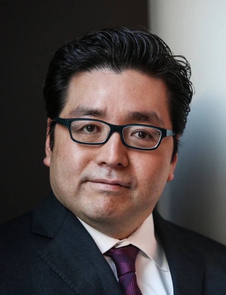 PulseProveX's tweet photo. Tom Lee just bought 126,971 $ETH worth $213 million!!

Everyone panics and boom, he buys $213M of $ETH, he's going crazy 🤯🤯

$PLS $PLSX $HEX https://t.co/Y6MOOVbasO