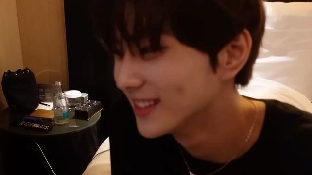 jungwonmy's tweet photo. jungwon n his 20cm dimple https://t.co/8VoAG5qBuK