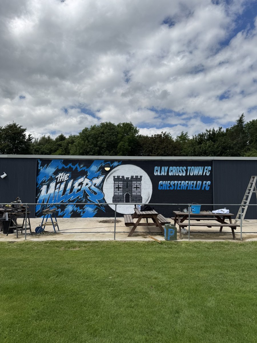 l16mjv's tweet photo. Happy with the progress so far 💙🩵⚽️

Painted entirely with spray cans 🎨 https://t.co/m7FOoibrSV