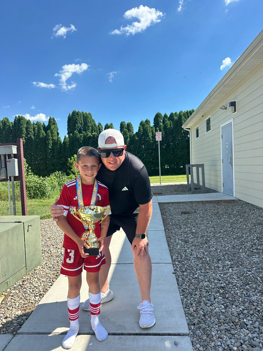 LancasterFCTV's tweet photo. An amazing effort from our U11 Boys this weekend saw them win their bracket at the Lancaster Summer Classic! 🏆🌹

Congratulations boys! 👏

#Champions #SummerClassic https://t.co/vPKf3eanuT