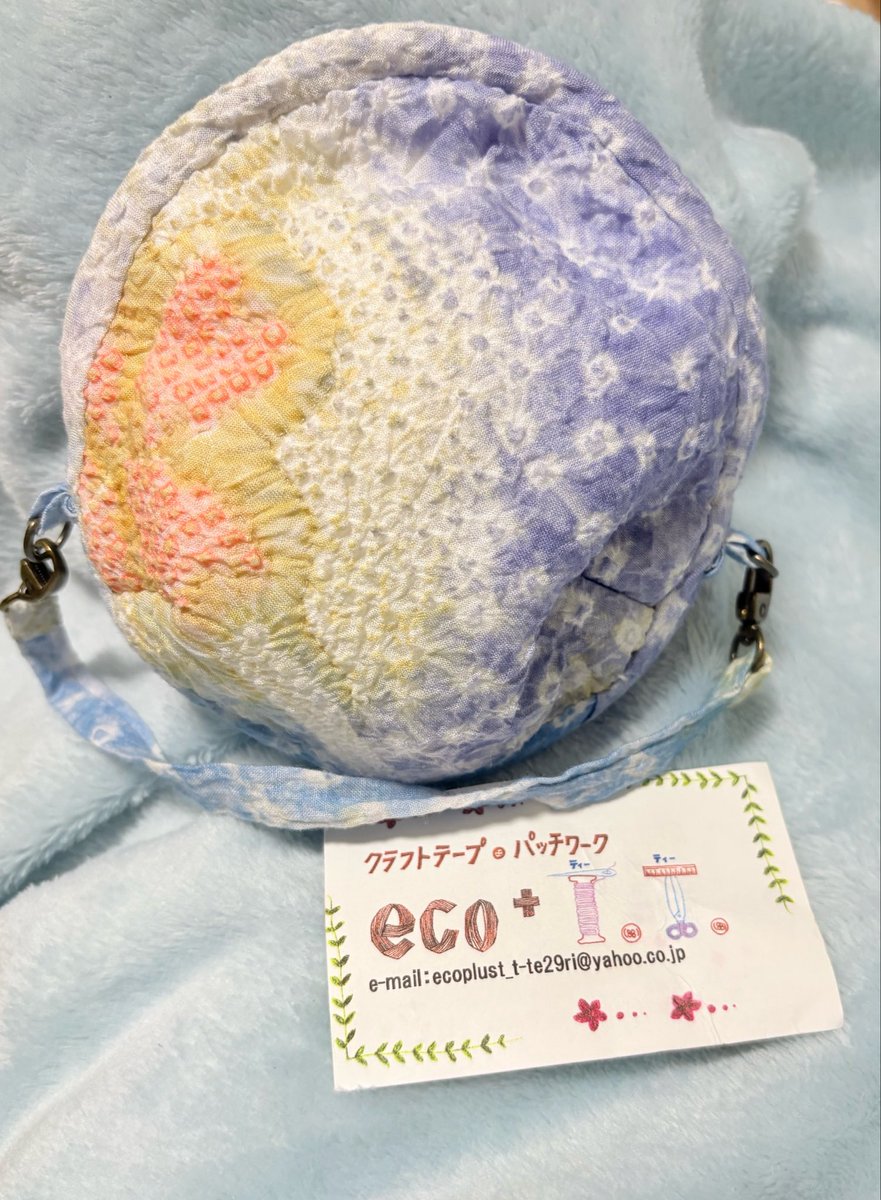 sumomo_0207's tweet photo. eco+T.Tさん(@ecoplustt )のポーチ！
初の絞り祭りだから、絞りの小物をお迎えしたいなとはふんわり思ってたんです、そしたらこのポーチを見つけまして…
試しにぷいちゃん入れてみたら、めちゃくちゃサイズがピッタリすぎて運命感じちゃって即決でした()
沢山お出かけにつけて行きます🥰💕 https://t.co/6L646joa92