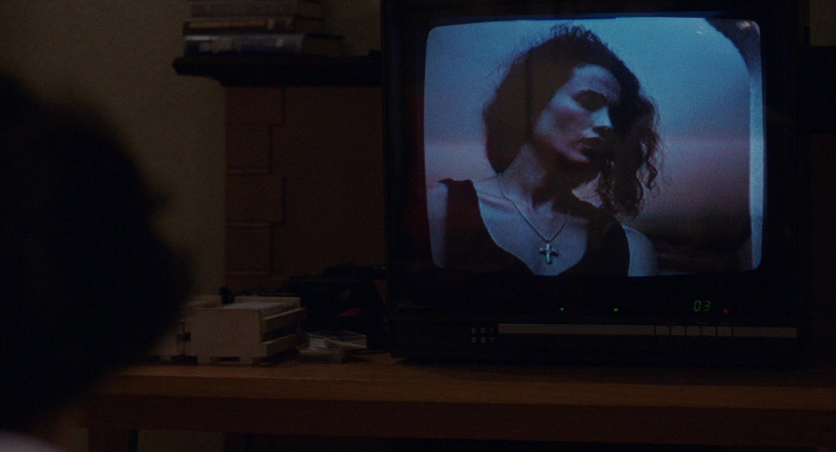 uluy's tweet photo. sex, lies, and videotape (1989) https://t.co/gz3V7mO5fA