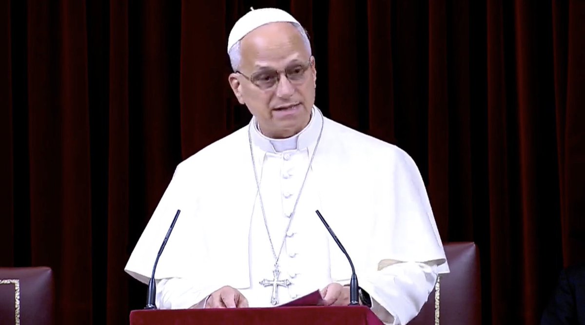 SaulAbrahamChe's tweet photo. “La grandeza moral de una nación se manifiesta en su capacidad de acompañar, proteger y amar a aquellas vidas que experimentan mayor fragilidad”

Papa León en el congreso de España 
8-6-2026 https://t.co/KJFLHMsiQo